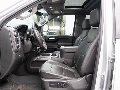 Used 2020 Chevrolet Silverado 3500 LTZ w/ LTZ Premium Package image 13