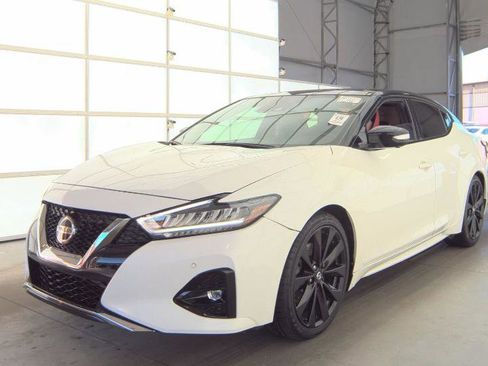 Used 2020 Nissan Maxima SR w/ Sport Mat Group image 7