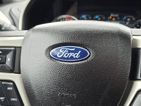 Used 2017 Ford F250 Lariat w/ Lariat Ultimate Package AWD/4WD image 31