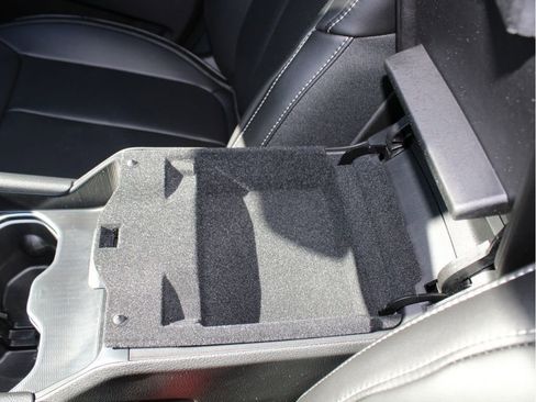 New 2025 Jeep Grand Cherokee Limited w/ Luxury Tech Group II image 21