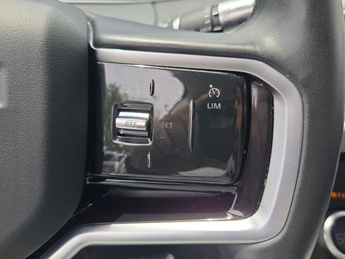 Used 2022 Land Rover Range Rover Evoque S AWD/4WD image 23