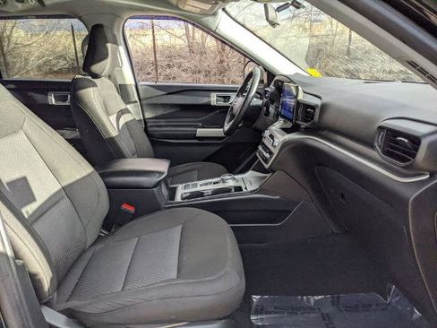 Certified 2022 Ford Explorer XLT image 22