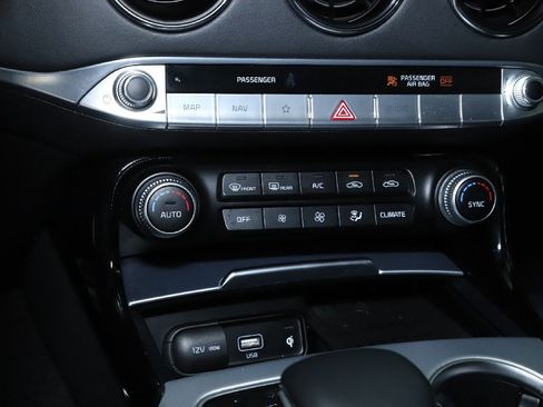 Used 2023 Kia Stinger GT2 image 26