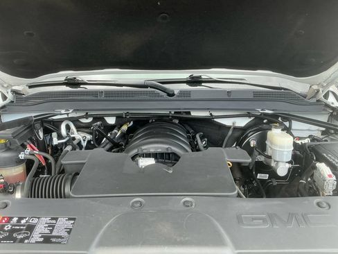 Used 2019 GMC Yukon XL SLT w/ Open Road Package RWD image 25