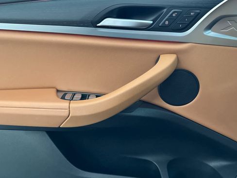 Used 2023 BMW X3 xDrive30i w/ M Sport Package image 12