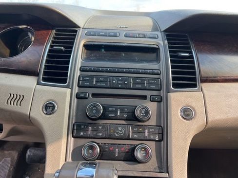 Used 2011 Ford Taurus SEL w/ 202A Rapid Spec Order Code image 16