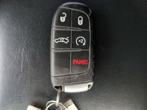 Used 2023 Dodge Charger Scat Pack w/ Harman/Kardon Audio Group image 32