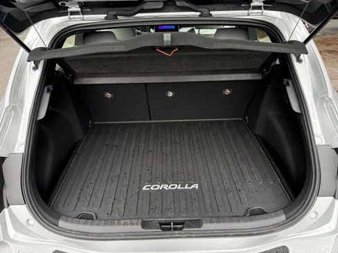 Certified 2023 Toyota Corolla SE image 9