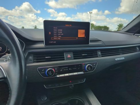 Used 2018 Audi A4 2.0T allroad Premium Plus AWD/4WD image 13