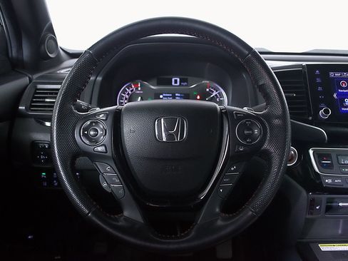 Used 2023 Honda Ridgeline Black Edition image 27