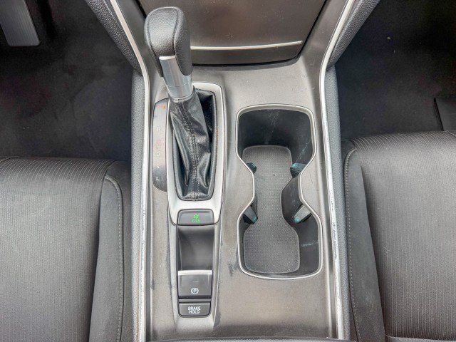 Used 2020 Honda Accord EX image 13