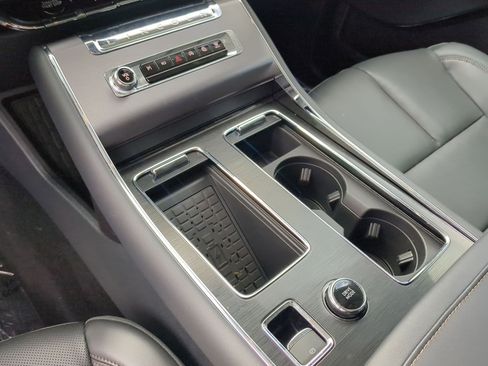 New 2025 Lincoln Aviator 2WD image 20