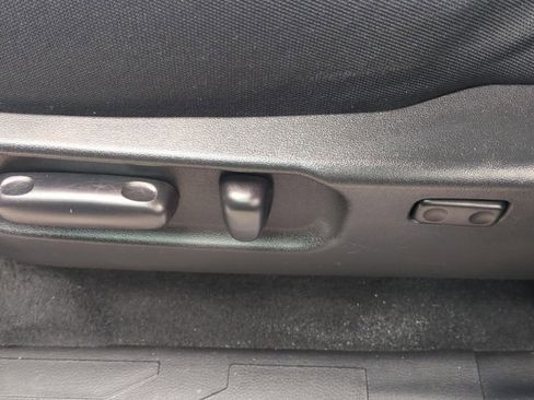 Used 2023 Toyota Tacoma TRD Sport image 18