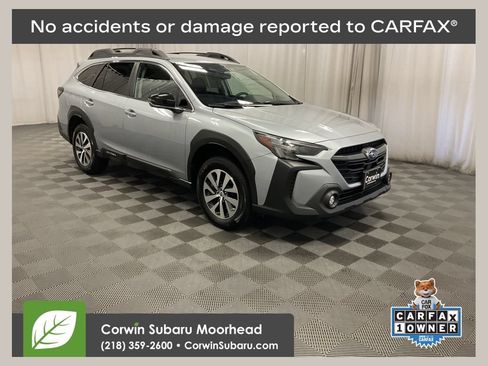 Used 2024 Subaru Outback Premium AWD/4WD image 1