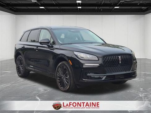 Used 2024 Lincoln Corsair AWD w/ Equipment Group 101A image 7