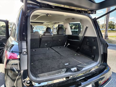 Used 2025 INFINITI QX80 Luxe image 37