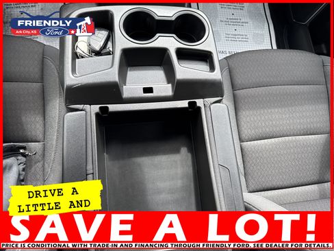 Used 2024 GMC Sierra 1500 SLE image 32