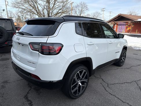 Used 2024 Jeep Compass Limited w/ Elite Group image 7