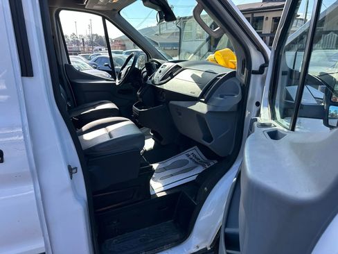 Used 2018 Ford Transit 150 148 Medium Roof image 12