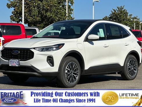 New 2025 Ford Escape SE w/ Class II Trailer Tow Package image 8