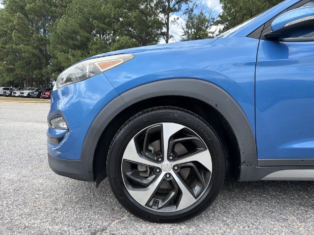 Used 2017 Hyundai Tucson Limited w/ Limited Ultimate Package 03 FWD image 10