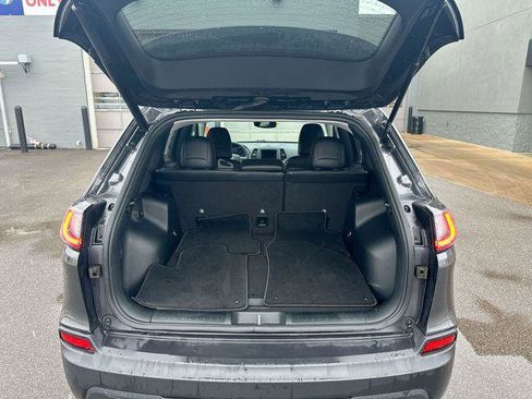 Certified 2022 Jeep Cherokee Latitude Lux image 24