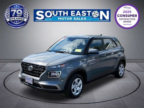 Used 2020 Hyundai Venue SE FWD image 1