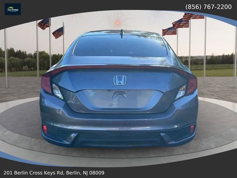 Used 2017 Honda Civic EX-L image 5
