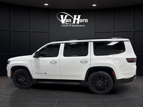 Used 2024 Jeep Wagoneer Series II image 6