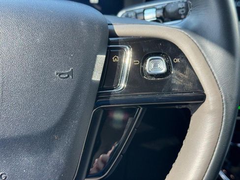 Certified 2023 Lincoln Corsair Reserve w/ Jet Appearance Package image 21