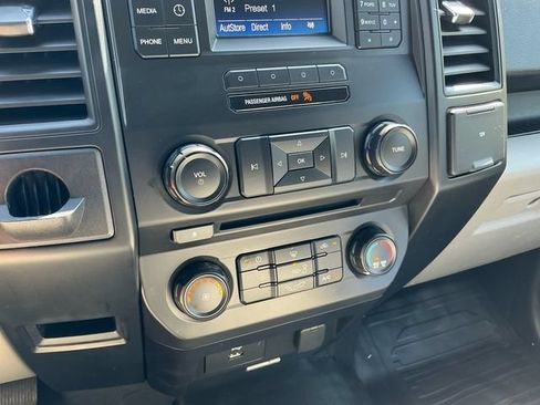 Used 2017 Ford F150 XL w/ Equipment Group 101A Mid RWD image 22