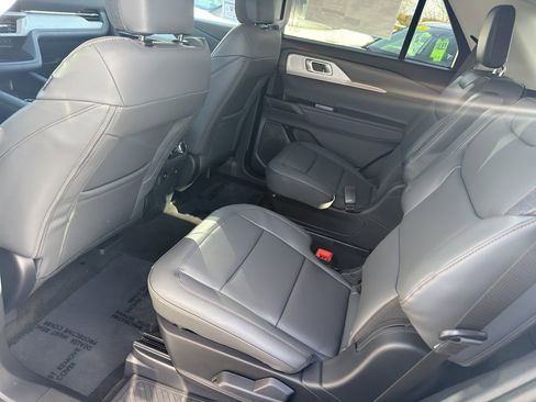 New 2026 Ford Explorer Active w/ Active Comfort Package image 32