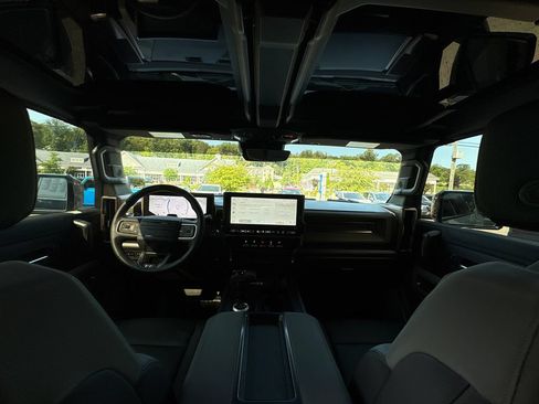 Used 2025 GMC Hummer EV 2X AWD/4WD image 46