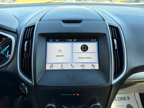 Used 2019 Ford Edge SEL image 26