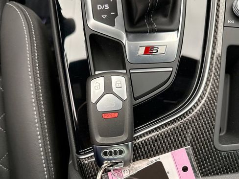 Used 2024 Audi S5 Premium image 23