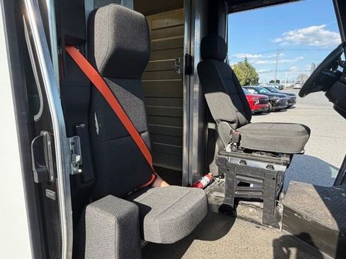 Used 2024 Chevrolet Brightdrop 600 w/ Commercial Equipment Package AWD/4WD image 47
