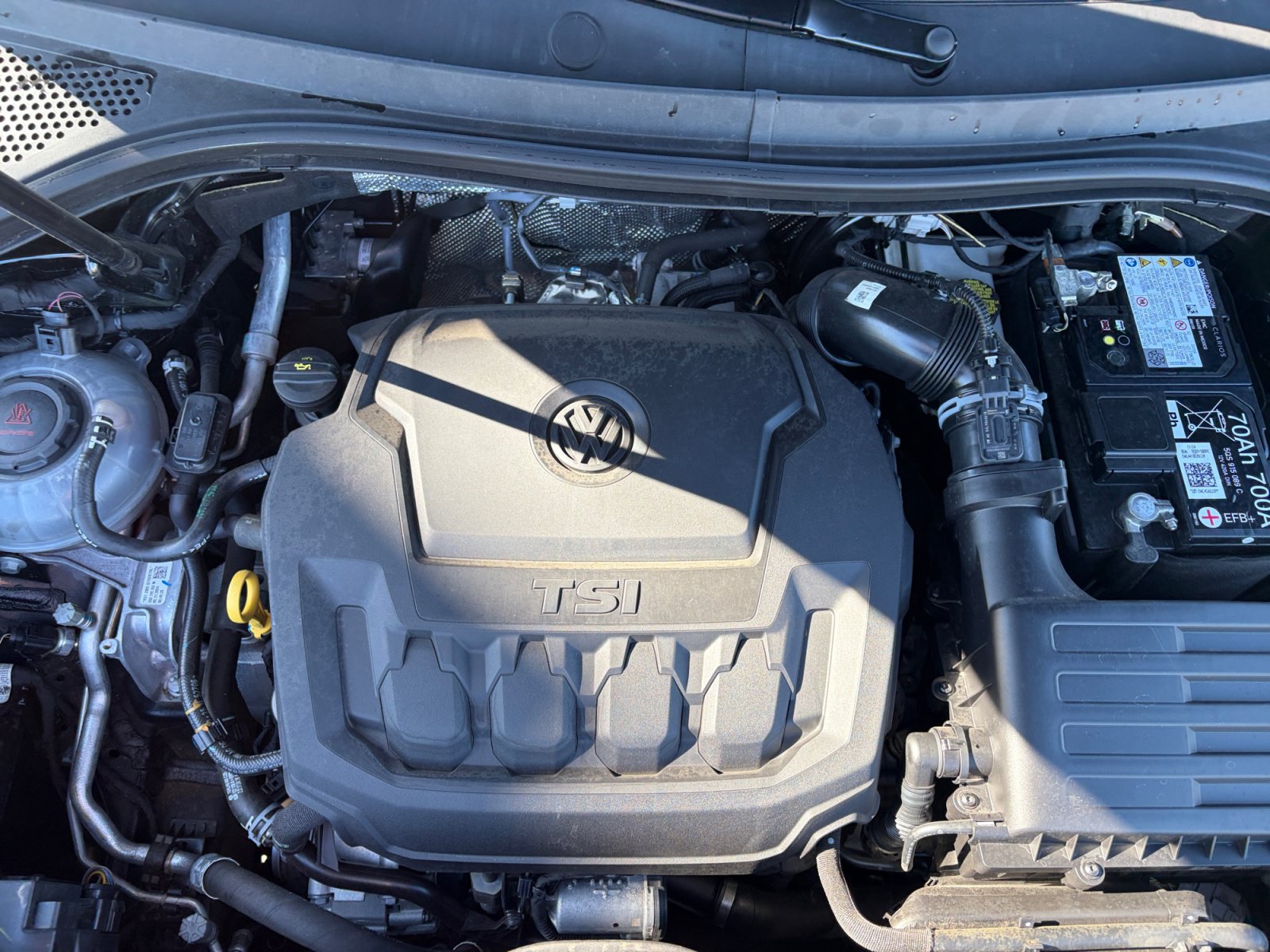 Used 2024 Volkswagen Tiguan SE R-Line AWD/4WD image 22