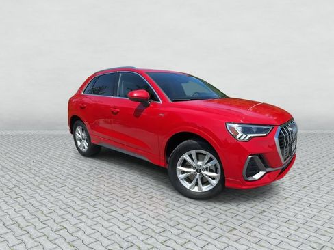 Used 2025 Audi Q3 2.0T Premium AWD/4WD image 2