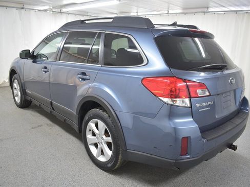 Used 2014 Subaru Outback 2.5i Premium image 5