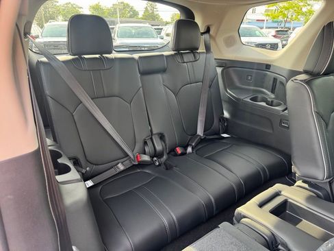 New 2025 Honda Pilot Elite image 17