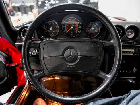 Used 1987 Mercedes-Benz 560 SL image 9