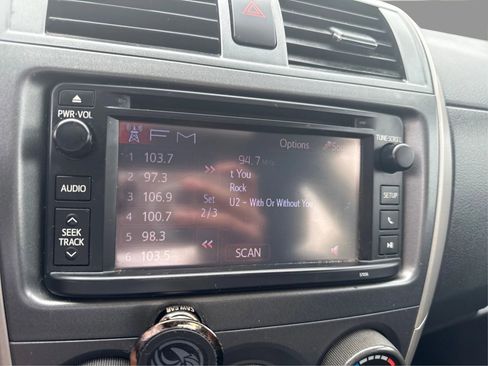 Used 2013 Toyota Corolla S w/ Premium Pkg FWD image 16