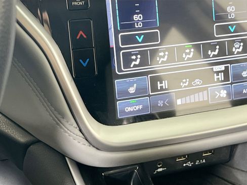 Used 2022 Subaru Outback Premium image 20