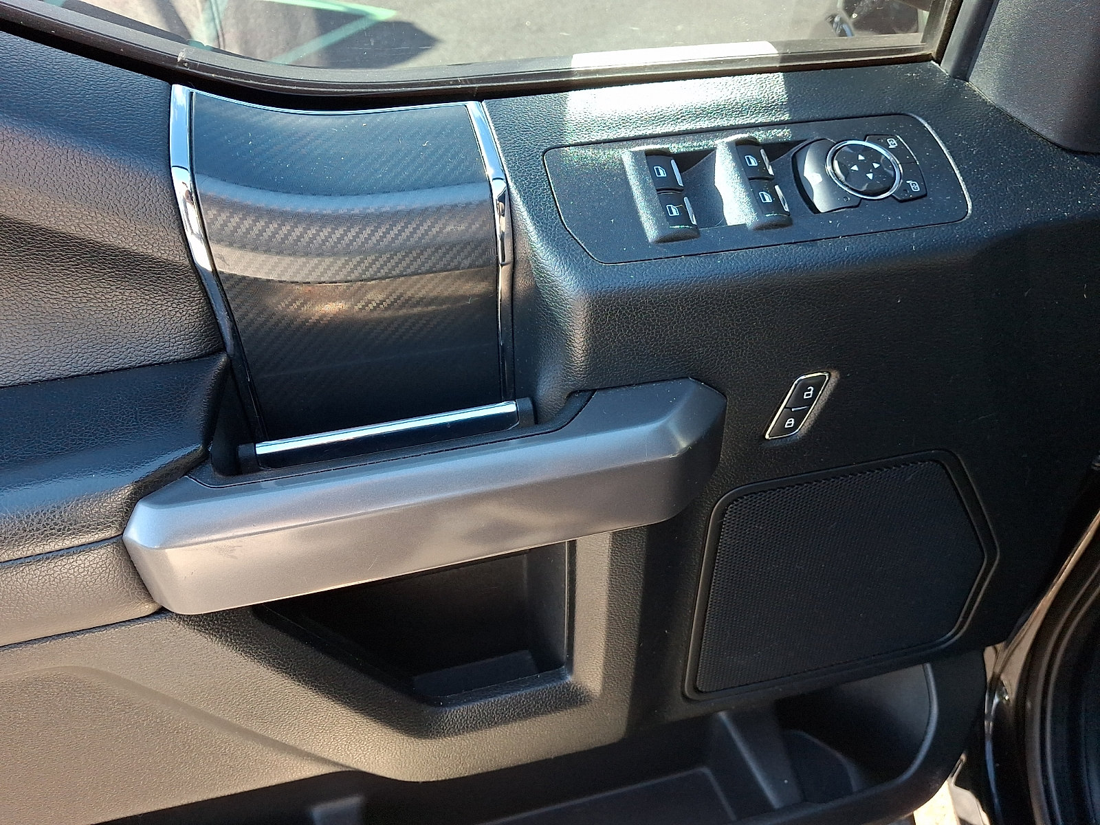 Used 2020 Ford F150 XLT w/ Equipment Group 302A Luxury AWD/4WD image 13