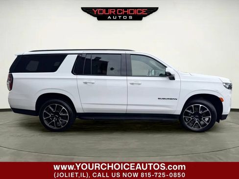Used 2022 Chevrolet Suburban RST w/ Luxury Package AWD/4WD image 12