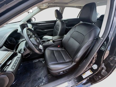 Used 2023 Nissan Altima 2.5 SL FWD image 13