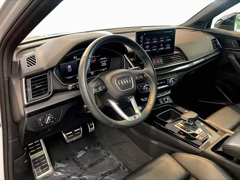 Certified 2023 Audi SQ5 Premium Plus w/ Premium Plus Package AWD/4WD image 17