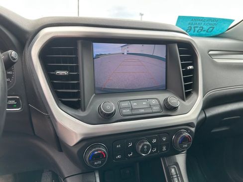 Used 2019 GMC Acadia SLT AWD/4WD image 17