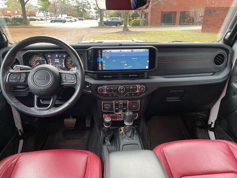 Used 2024 Jeep Wrangler Unlimited Rubicon 392 AWD/4WD image 17