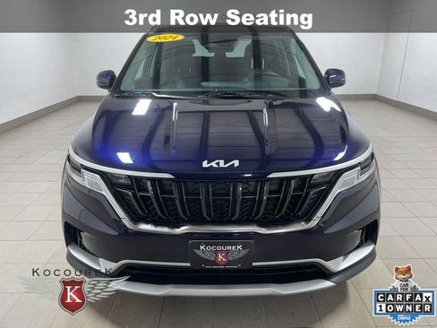 Used 2024 Kia Carnival LX image 2